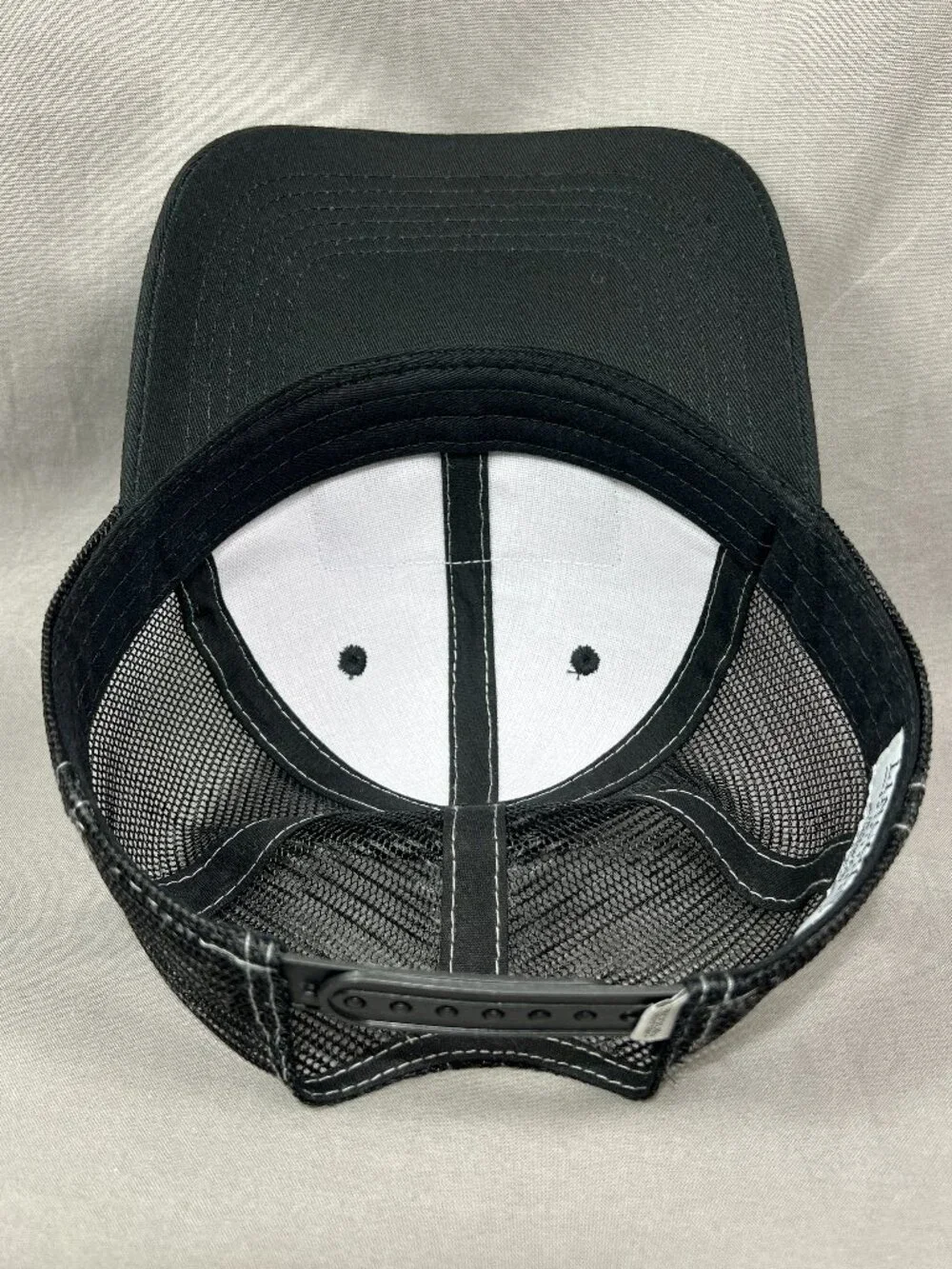 Lincoln Outfitters Snapback Hat Black Gray Deer Hunting Trucker Mesh Mens Cap